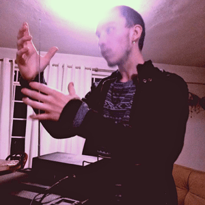 Theremin 'Stare' Is Universal The World Over!