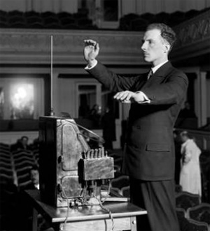 Leon Theremin demonstrates HIS creation